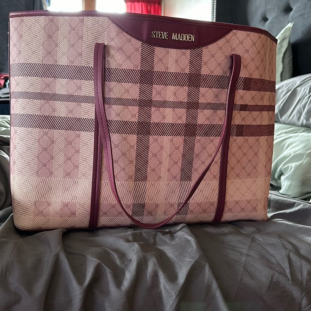 Steve Madden Tote